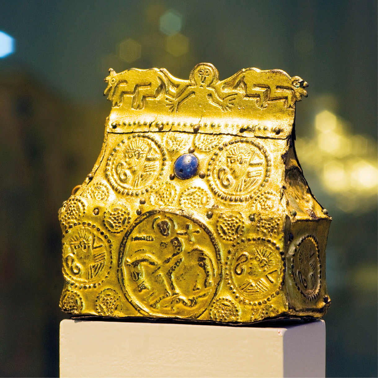 Goldene Schatulle im Diözesanmuseum